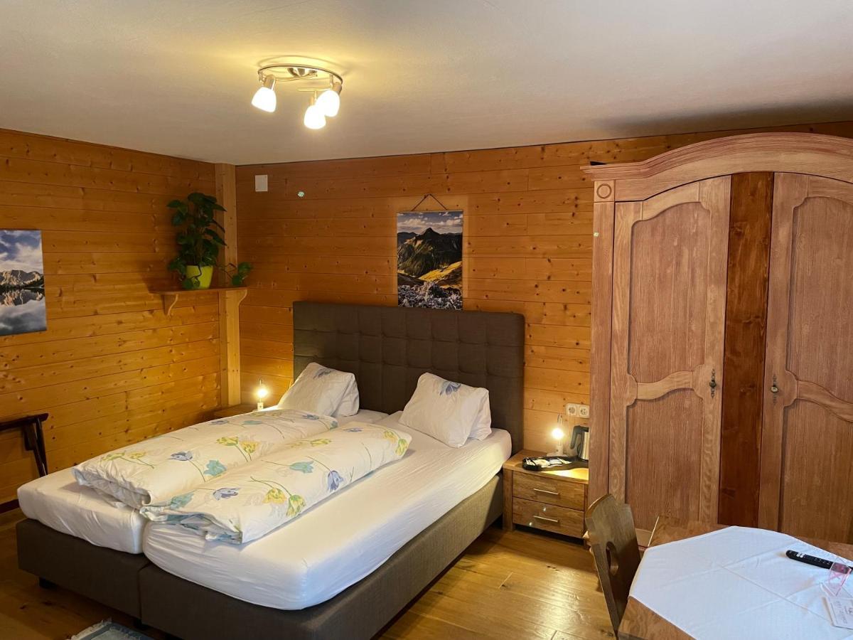 Gaestehaus Zugspitzblick Берванг Экстерьер фото