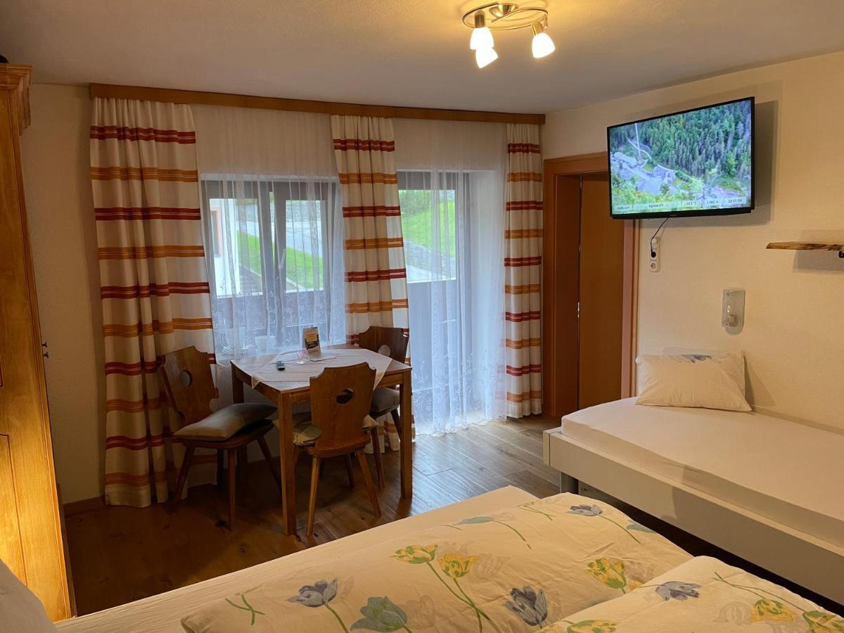 Gaestehaus Zugspitzblick Берванг Экстерьер фото