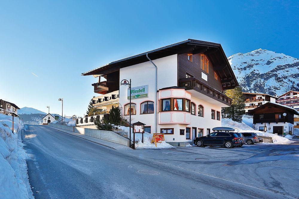 Gaestehaus Zugspitzblick Берванг Экстерьер фото